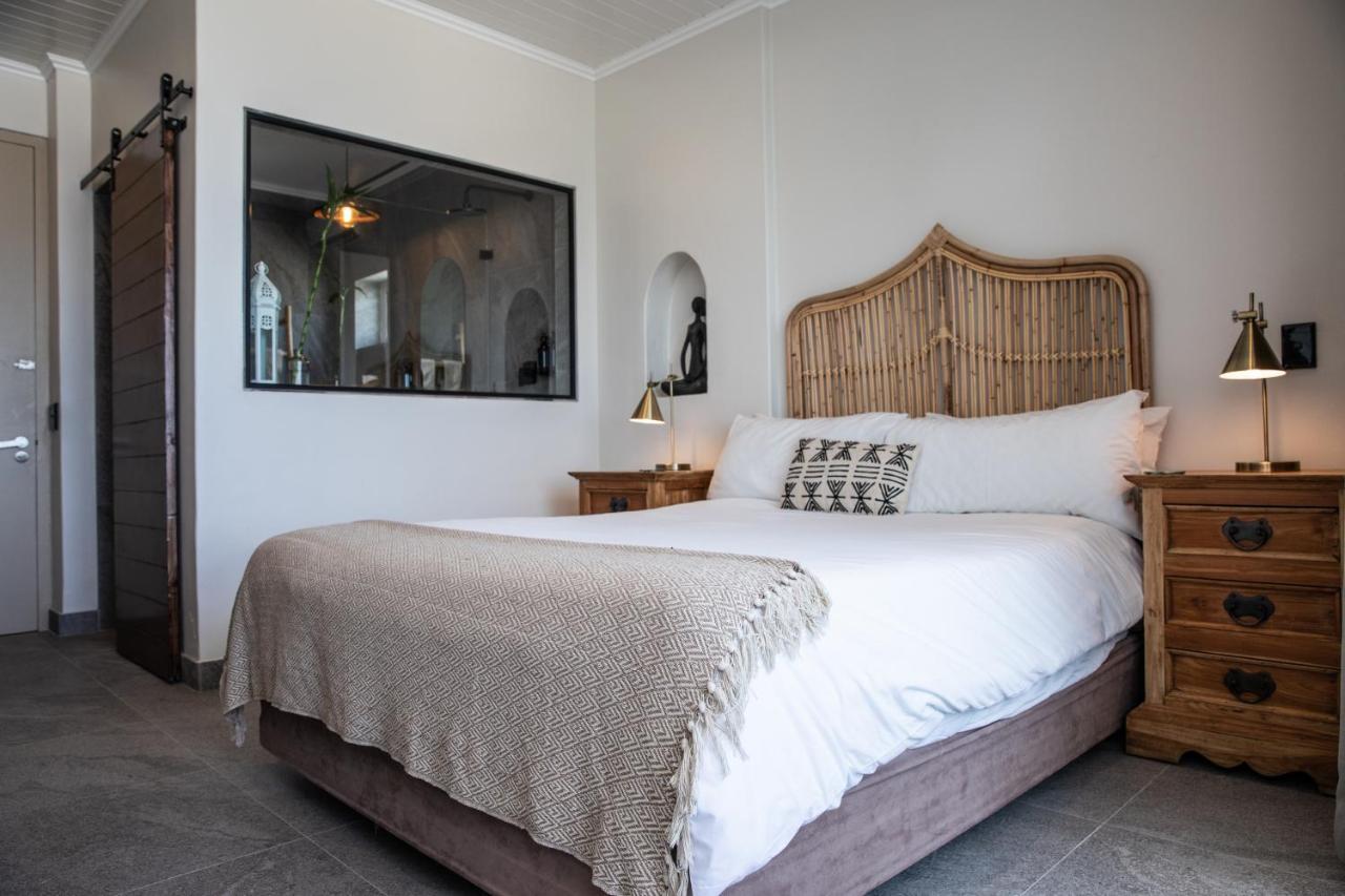 Sea Castle Hotel Camps Bay Cape Town Exterior photo